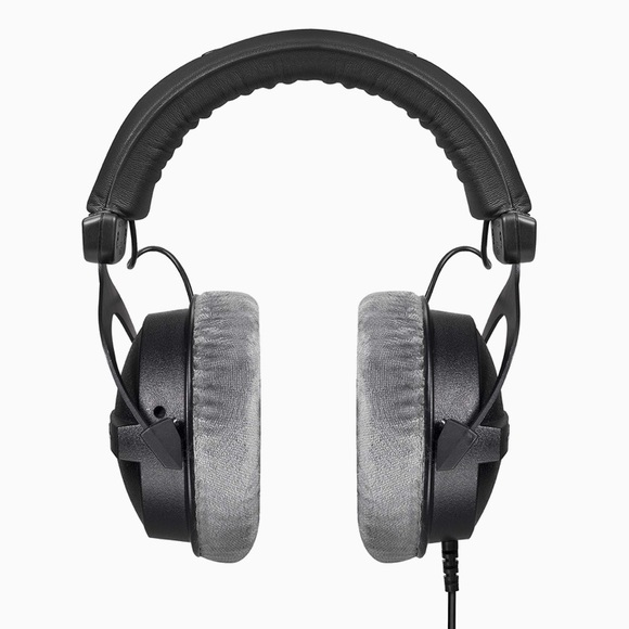 beyerdynamic DT 770 PRO 80 OHM Over-Ear Studio Headphones in Gray - Picture 3 of 12
